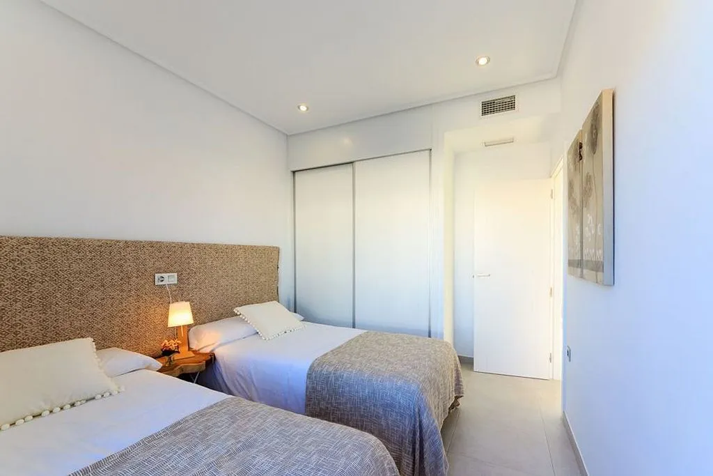 Magamistoad - Residential Complex with Private Pool in Pilar de la Horadada