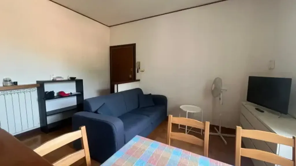 Elutuba - 2-Bedroom Apartment with Balcony in Como