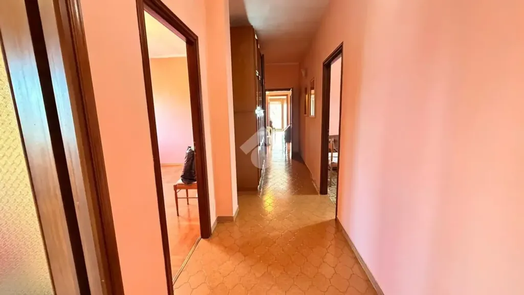 hallway_entrance