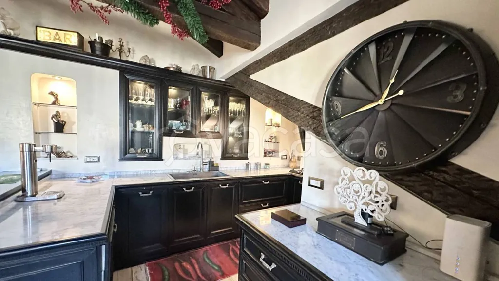 Cuisine - Quadruplex with Rooftop Terrace in Trieste