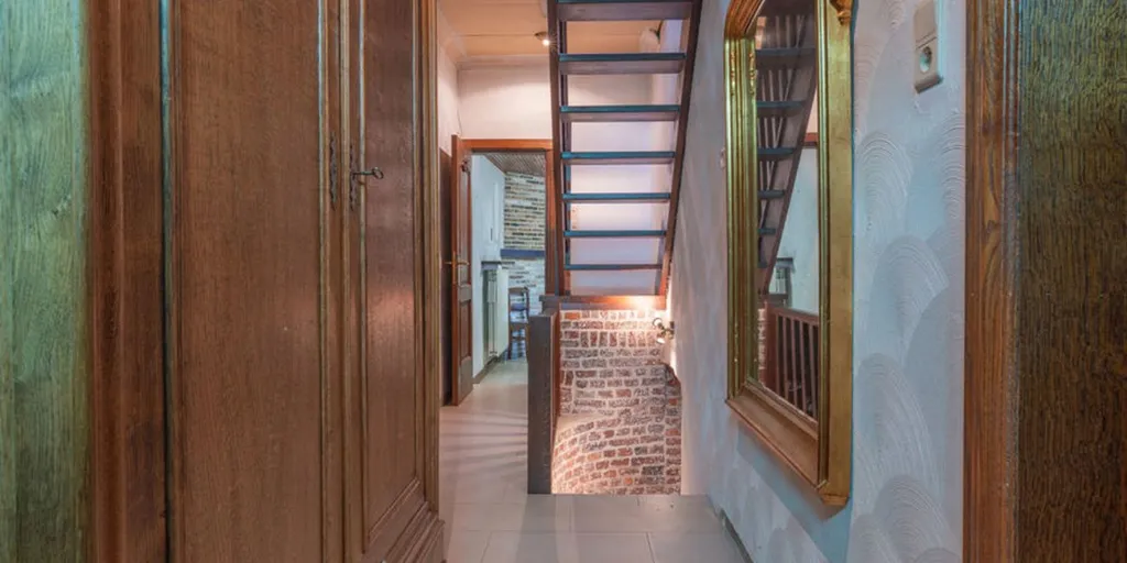 Entrée - Maison à Renover avec Jardin à Maasmechelen