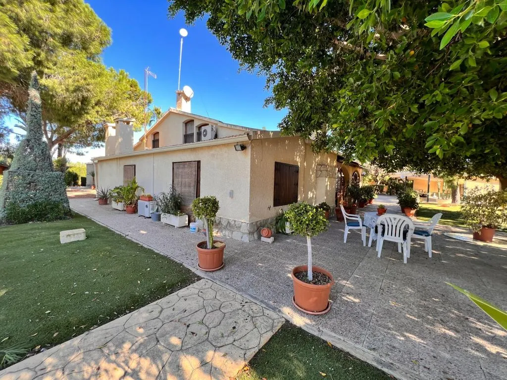 Terrass - Detached House with Pool in Elche