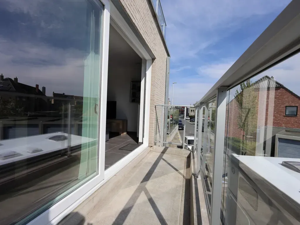 Appartement énergétique avec terrasse sud à Bredene