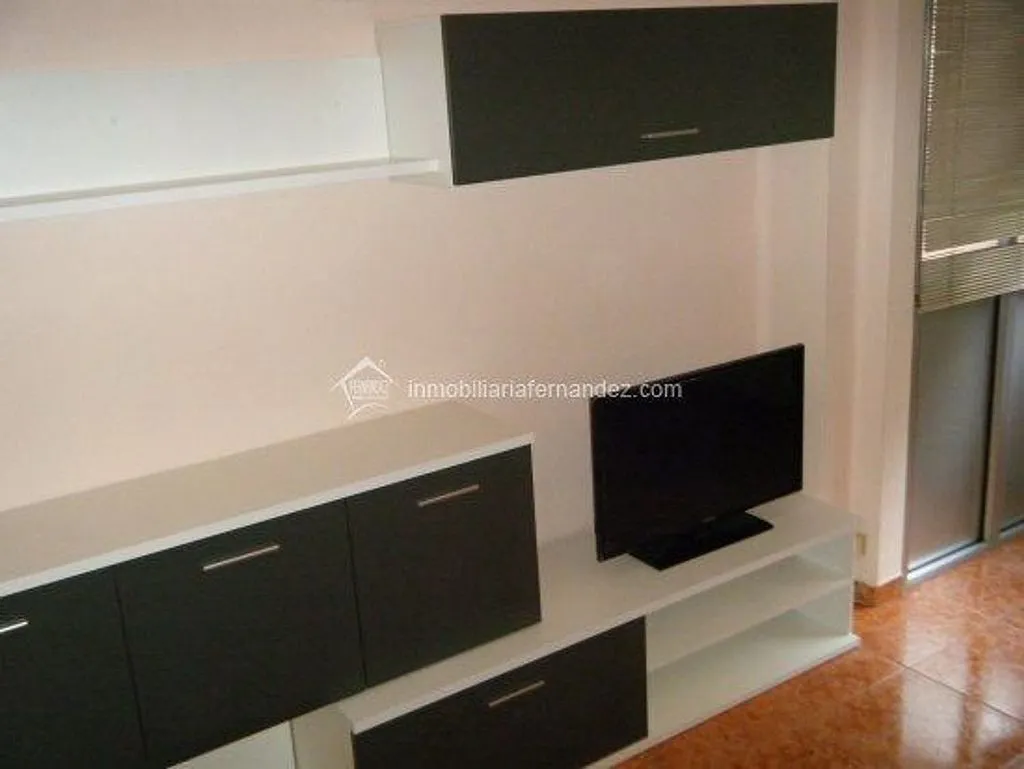 Elutuba - Reformed Flat with Patios in Cáceres Centre
