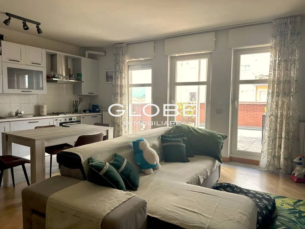 Séjour - Apartment with Panoramic Terrace in Ciriè Centre