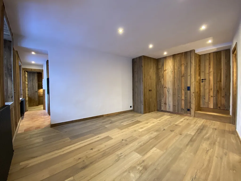 Elutuba - Renovated Apartment with River View in Megève