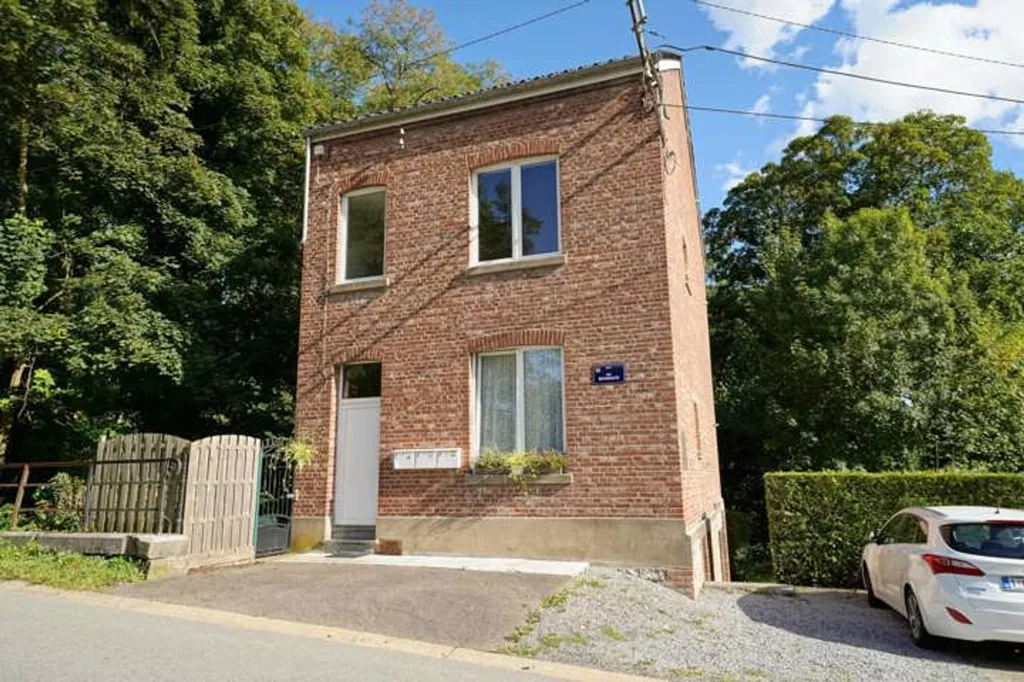 Välivaade - Studio with Private Parking in Amay