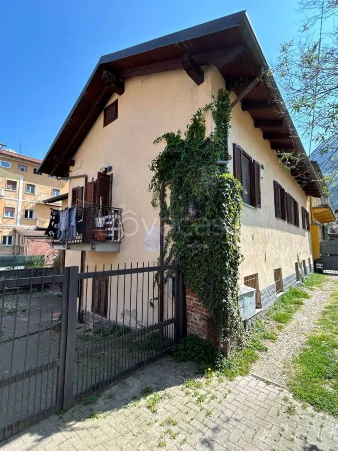 Extérieur - Rustic Semidetached House with Courtyard in Trana