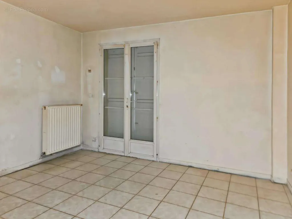Pièces - Maison Triplex avec Jardin à Clermont-Ferrand