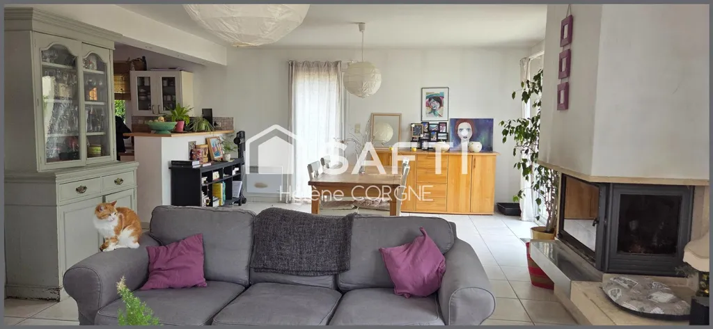 Séjour - Maison individuelle avec terrasse à Moutiers