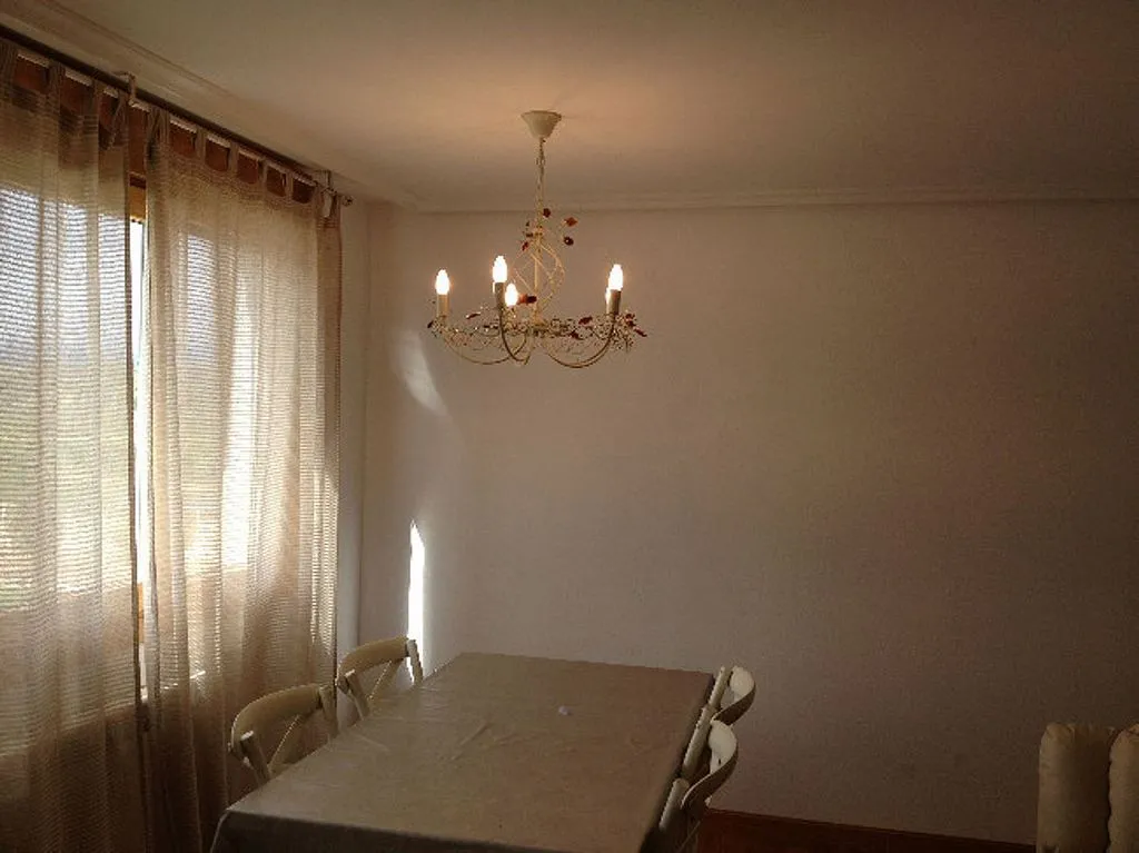 Salle à manger - Furnished Flat with Park View in Los Lirios