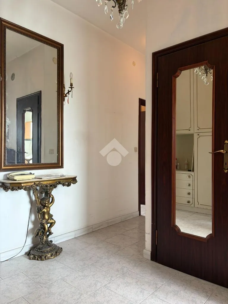 Ingresso - Renovated 2-Bedroom in Gallaratese, Milan