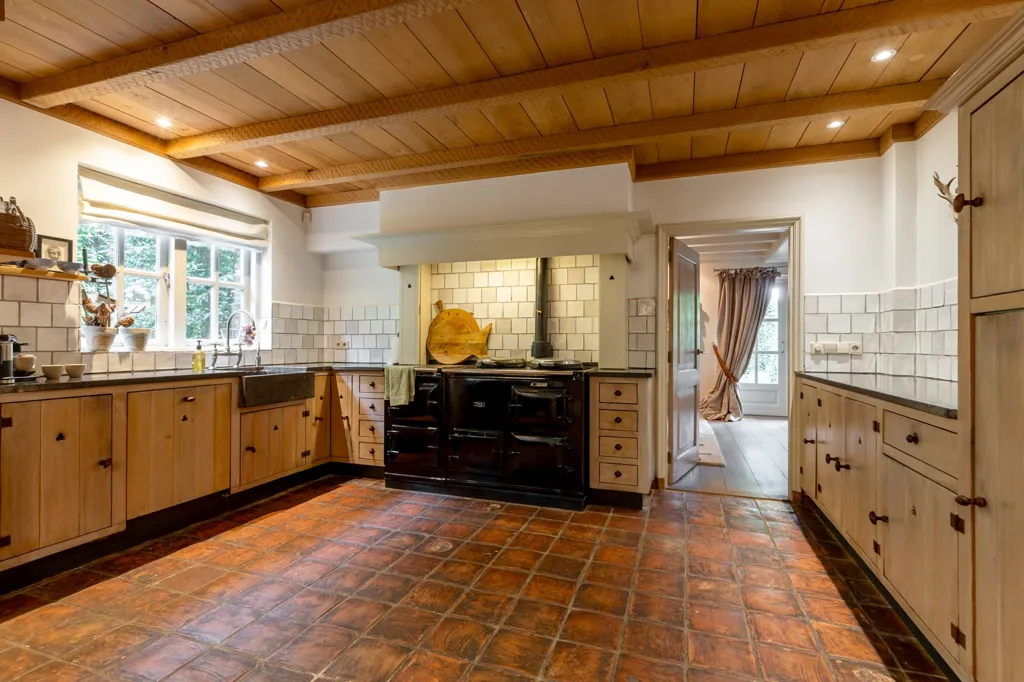 Cuisine - Luxury Villa with Jacuzzi in Oostvoorne