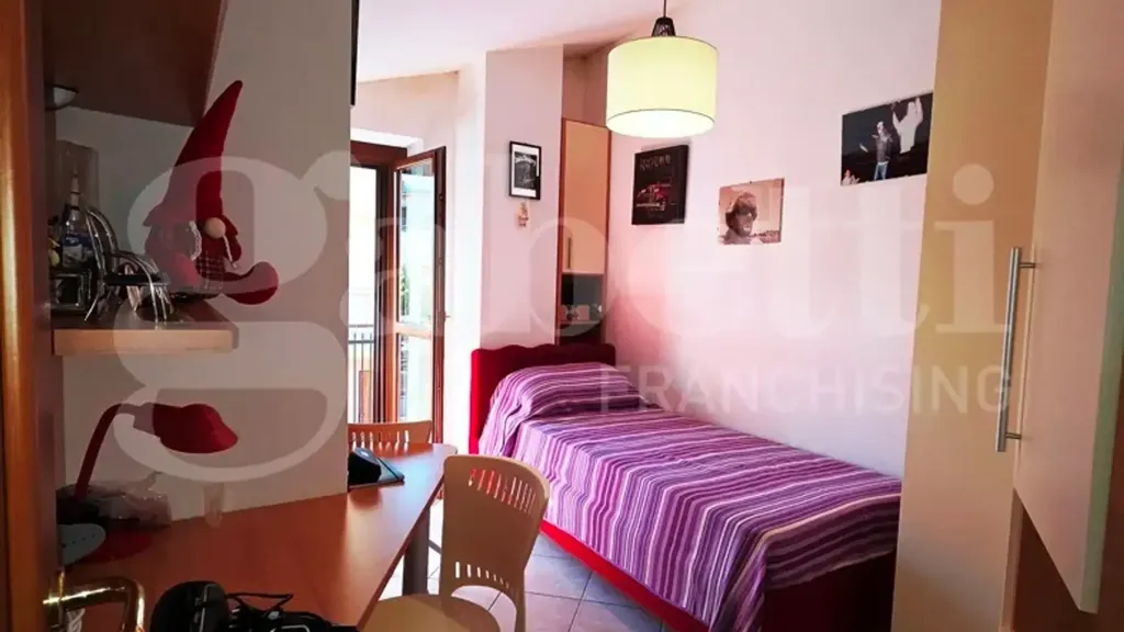 Magamistoad - Apartment with Solar Panels in Marano Marchesato