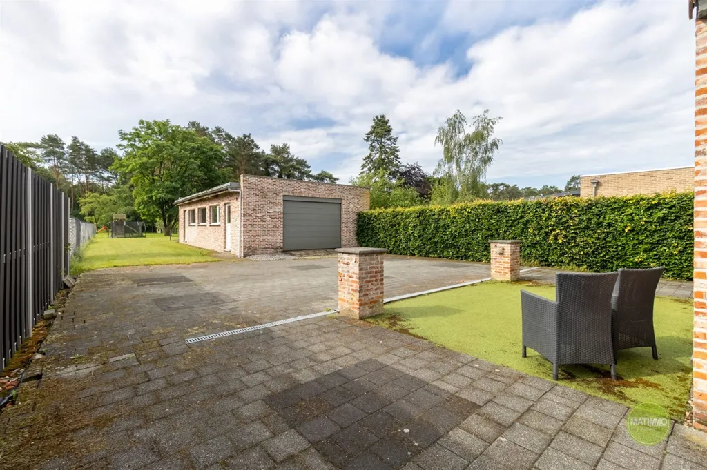 Esterno - House with Large Garden in Mol