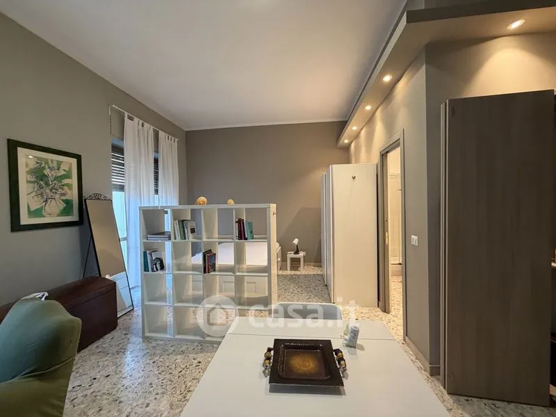 Elutuba - Bright Studio with Balcony in Catania