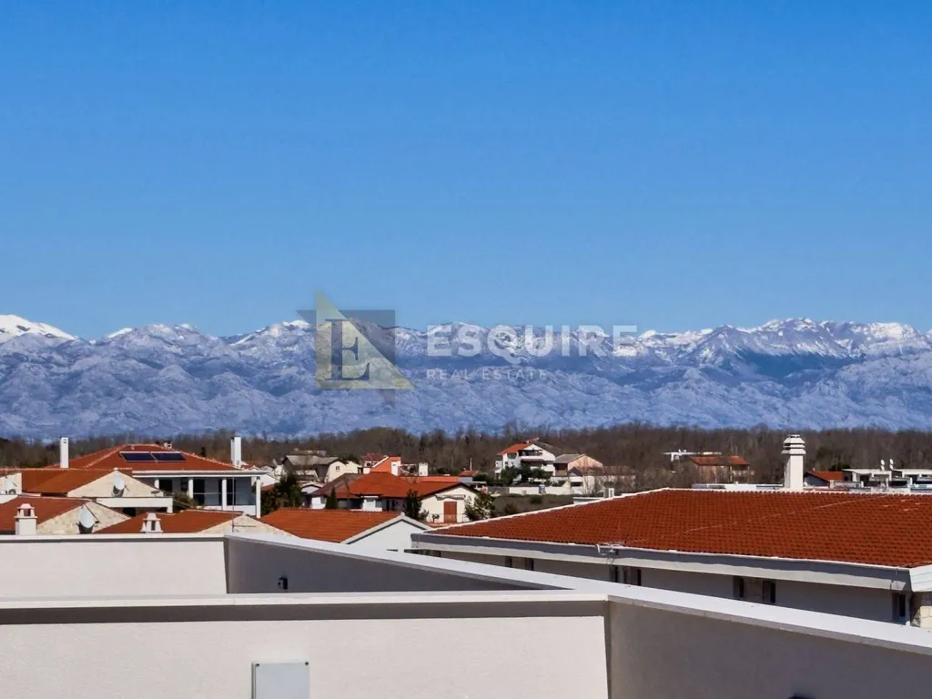 Terrasse - Penthouse with Sea View in Privlaka