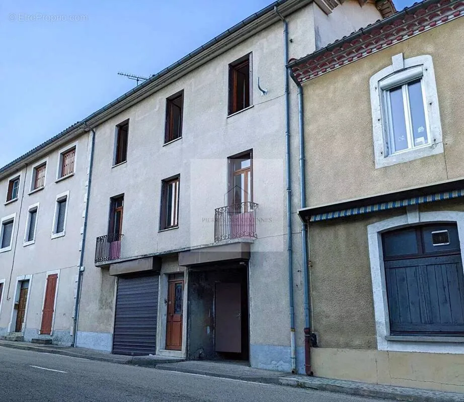 Extérieur - Immeuble avec 2 Appartements et Garages au Collet de Dèze