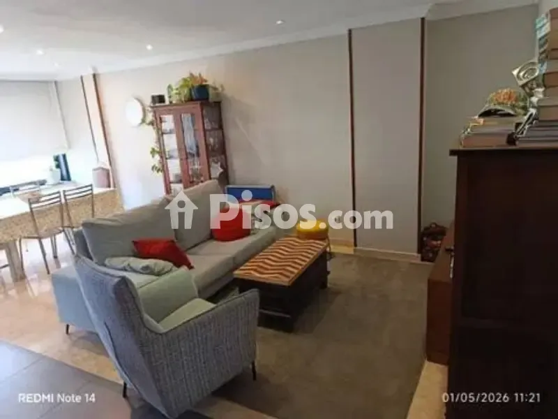 Séjour - Appartement 3 pièces à ES