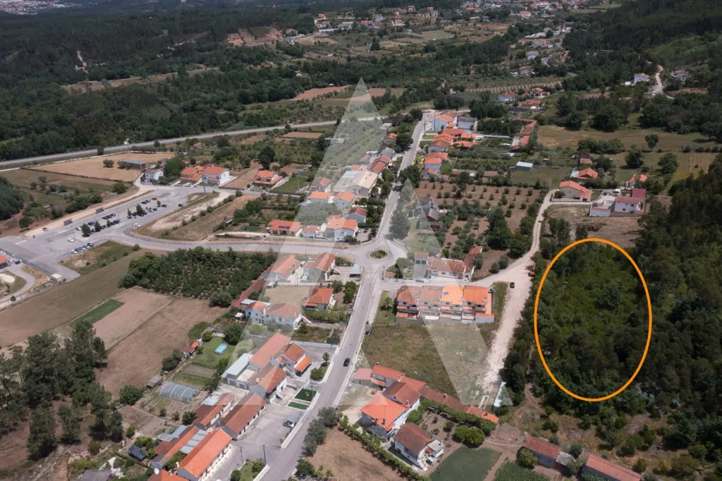 Vue aérienne - Terrain à Lousã
