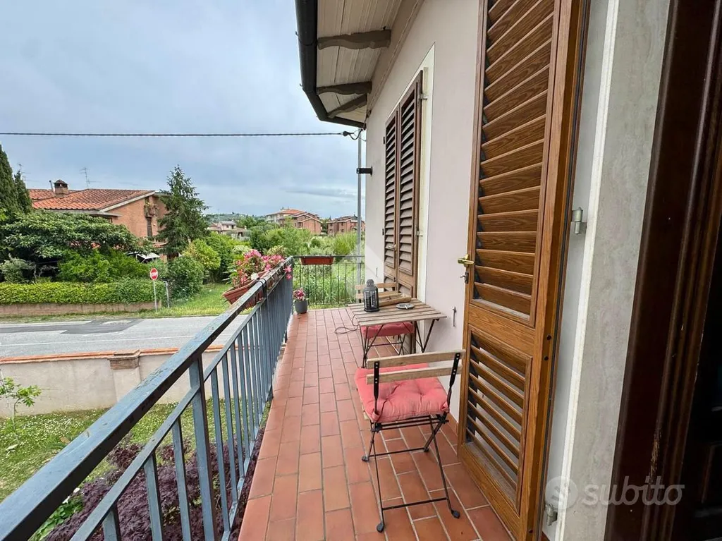 Balcon - 4-Room Apartment with Terrace in Quarrata