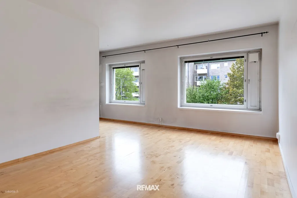 Toad - Apartment with Garden in Roihuvuori