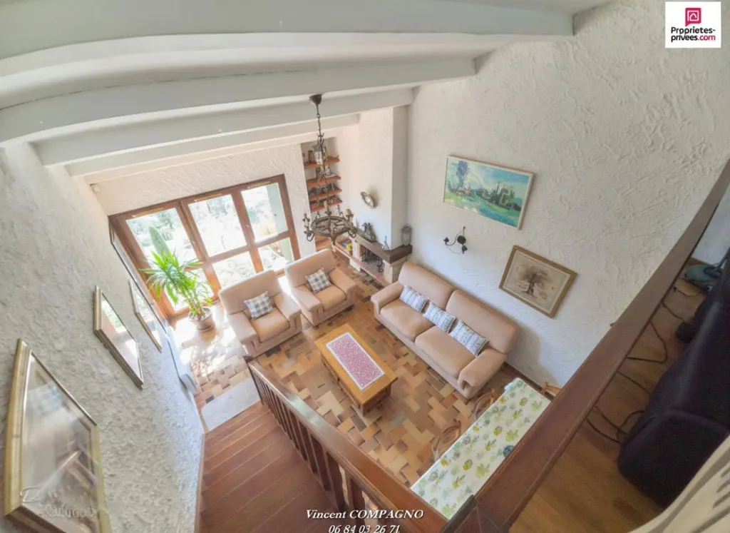 Séjour - Villa pied dans l'eau avec port privé près du lac d'Esparron