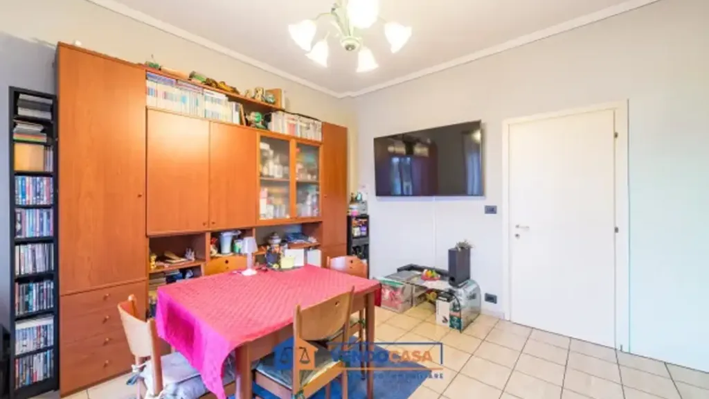 Salle à manger - Quadruplex Apartment with Balcony in Carmagnola
