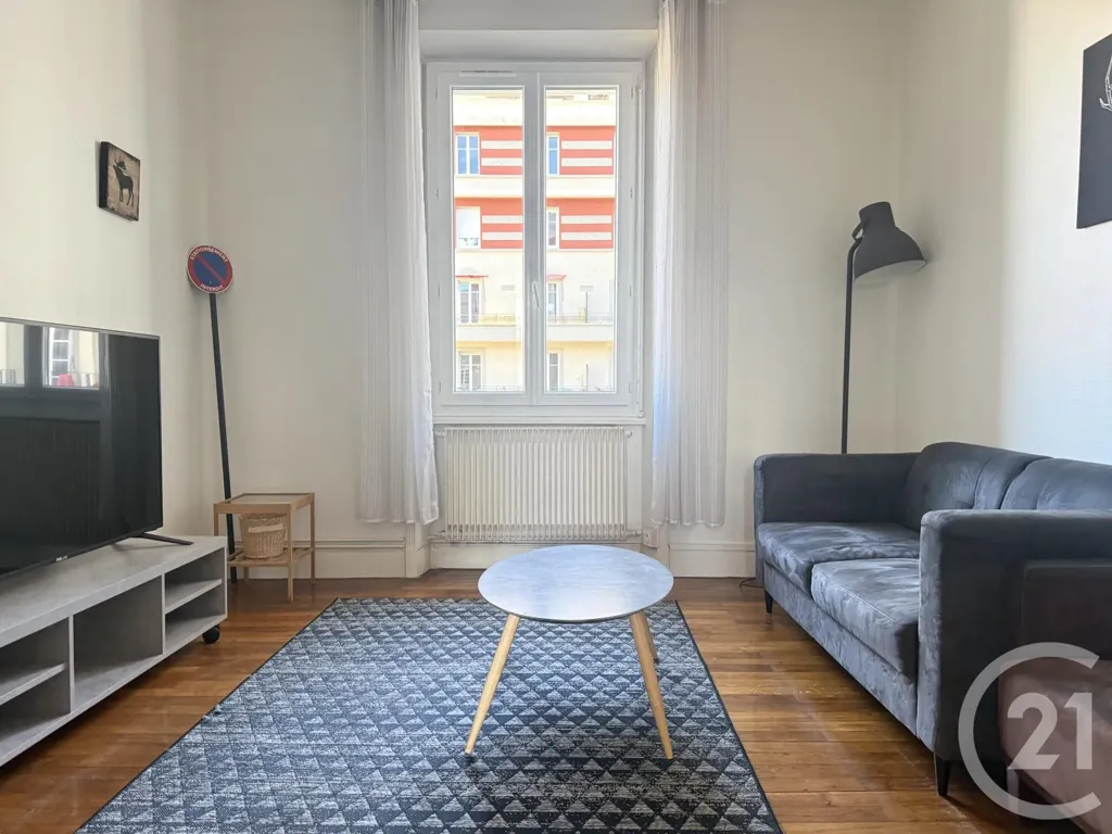 Séjour - Appartement T3 avec Ascenseur au Centre de Grenoble