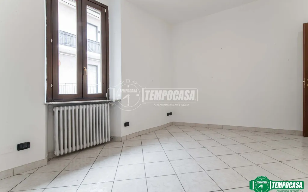 Stanze - Rustic-Style Flat with Balcony in Cerro Maggiore