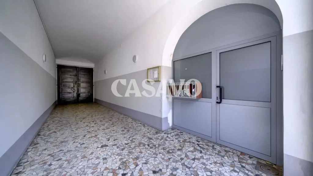 Entrée - Spacious Apartment with Balcony in Turin
