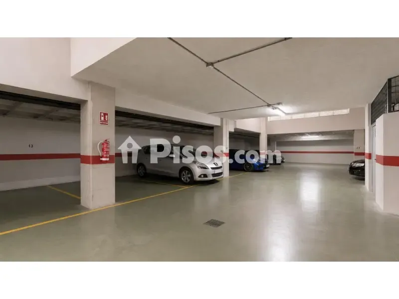 Garage - Bright Apartment with Balcony in Murcia