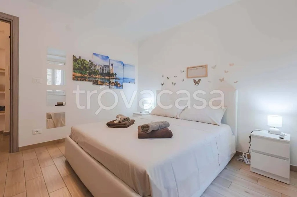 2-toaline korter asukohas Trieste