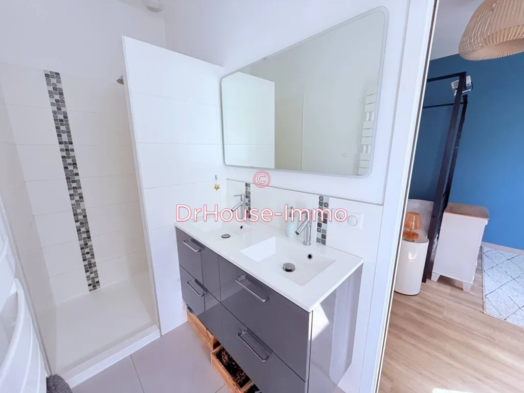 Bathrooms - Architect House with Pool in Bruges