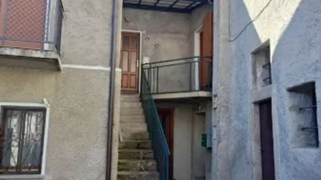 Välivaade - Historic Terraced House with Garden in Lanzo d'Intelvi