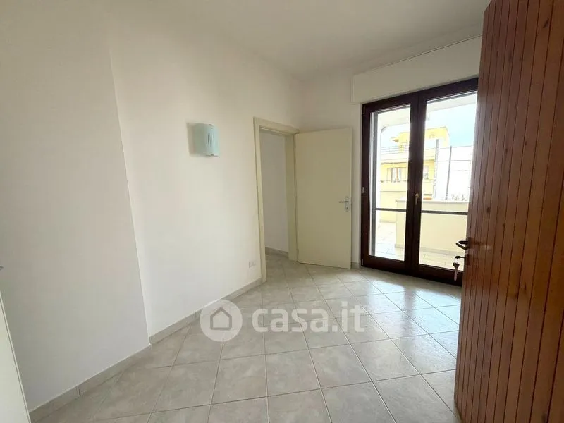 Esik - Bright 3-Bedroom Flat in Tricase