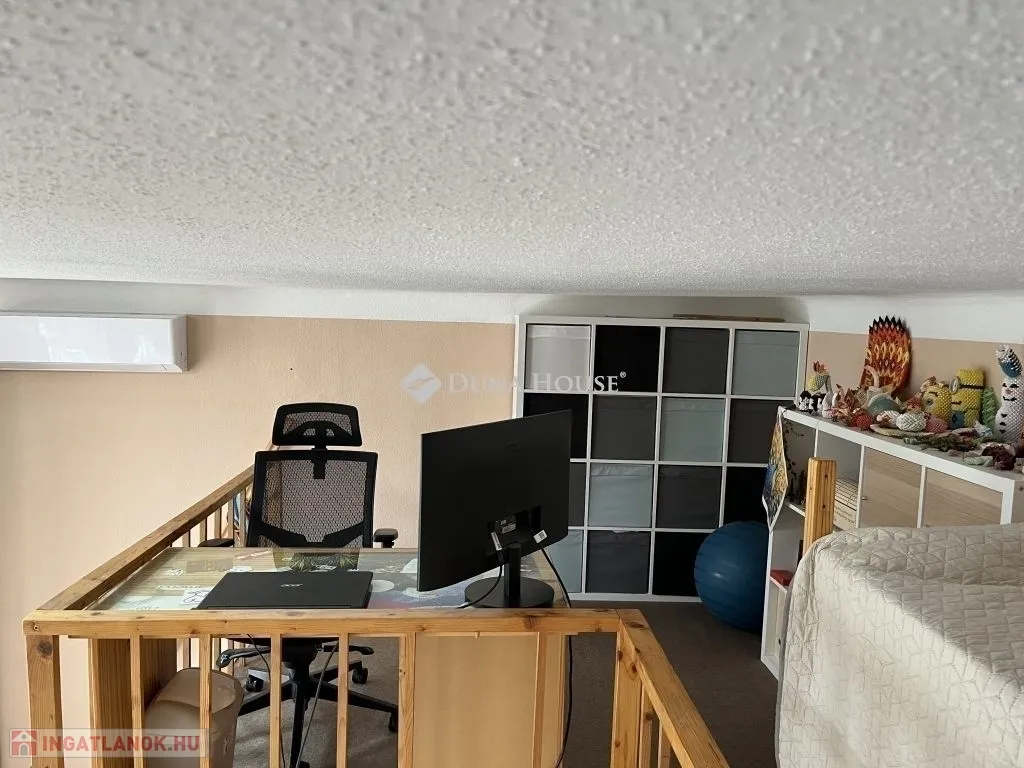 Magamistoad - Apartment with Gallery near Orczy Park, Budapest