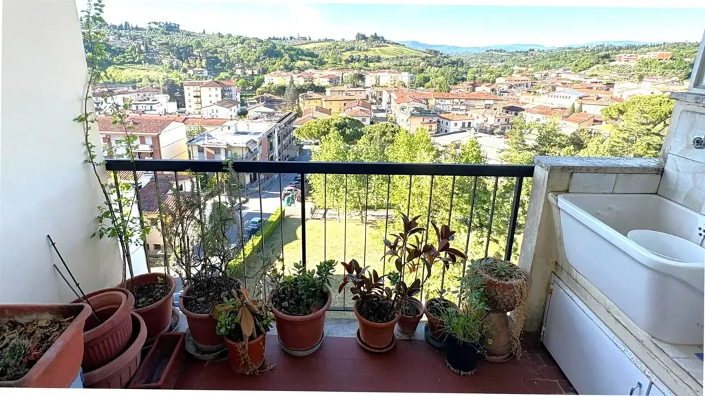 Rõdu - Penthouse Apartment with Panoramic Views in Tavarnuzze
