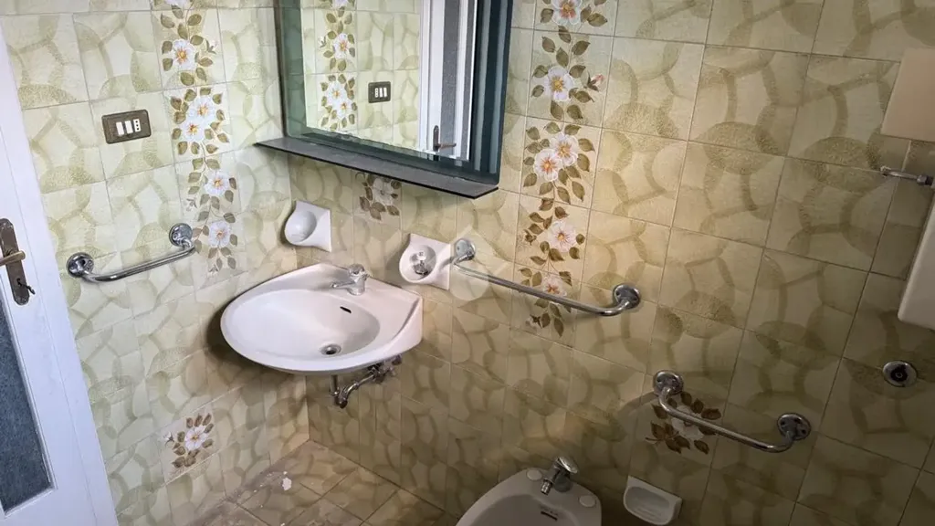 Salles de bain - Bright Bilocale with Balcony in Bologna
