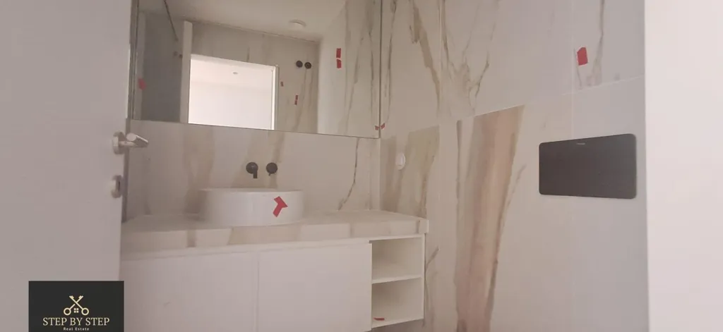 Vannitoad - Luxury Apartment with Pool in Lisbon