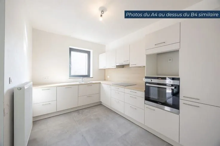 Cucina - Luxury Apartment with Balcony in Wavre