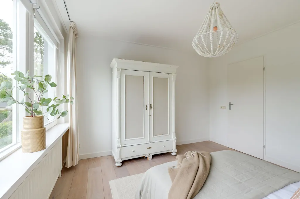 Magamistoad - Villa with Polder View in Bergen