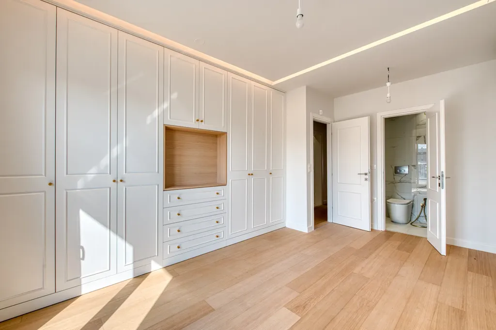 Rooms - 3-bedroom apartment in Thessaloniki
