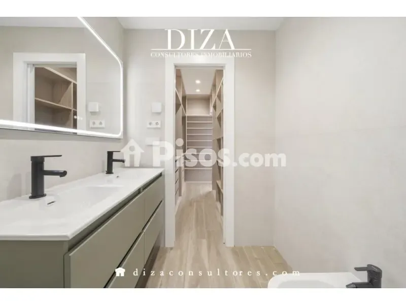 Vannitoad - Apartment with Terrace in Retiro, Madrid