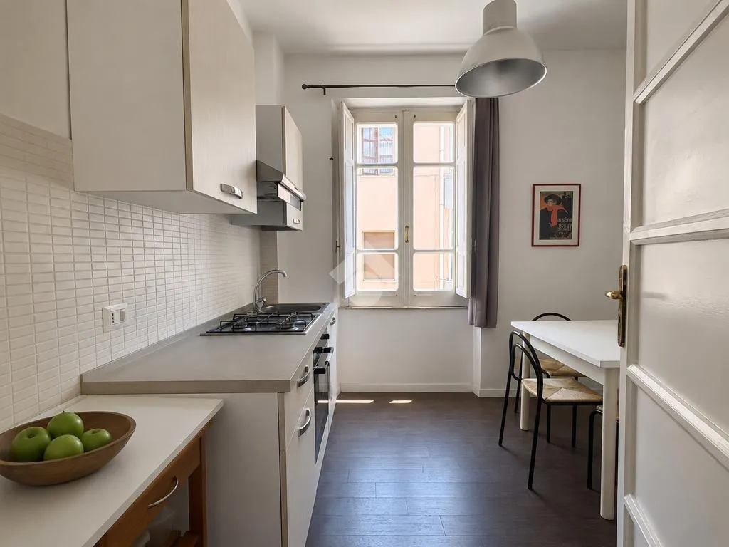 Köök - Bright 3-Bedroom Apartment in Via Chimirri, Catanzaro