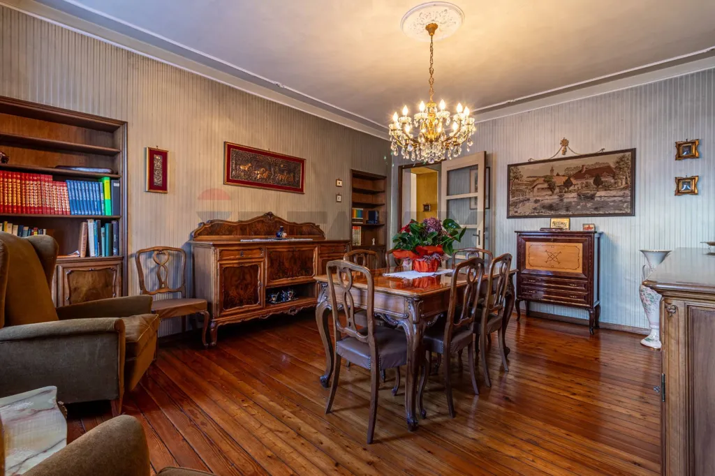 Salle à manger - Triplex Villa with Garden in Occhieppo Superiore
