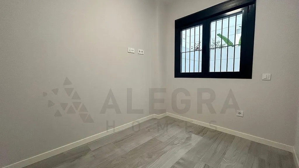 Toad - Luxury Flat with Terrace and Pool in Jerez Centre