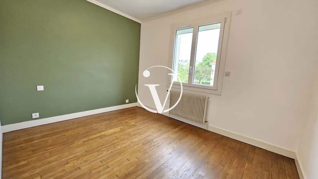 Toad - Renovated House with Balcony in Vendôme