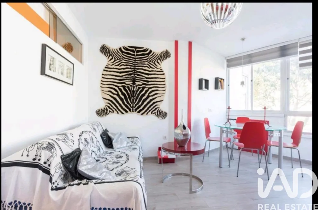 Elutuba - First-Line Beach Apartment with Pool in Ur Algaida