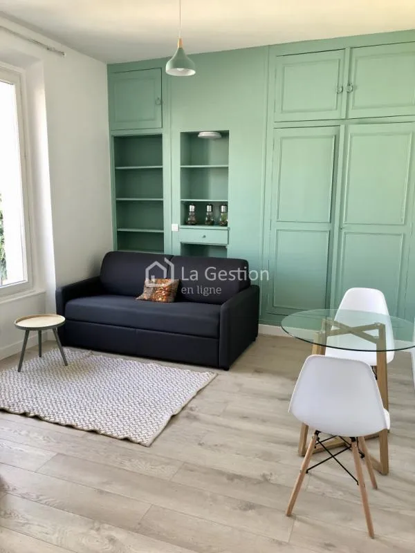 Soggiorno - Studio Flat with View in Melun